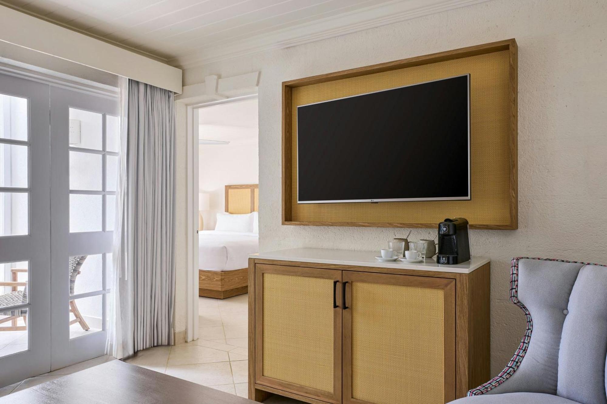 Treasure Beach Art Hotel, An Autograph Collection All-Inclusive Resort (Adults Only) Saint James Exterior photo