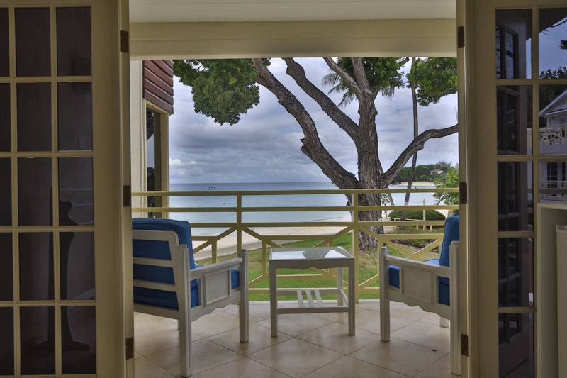 Treasure Beach Art Hotel, An Autograph Collection All-Inclusive Resort (Adults Only) Saint James Exterior photo