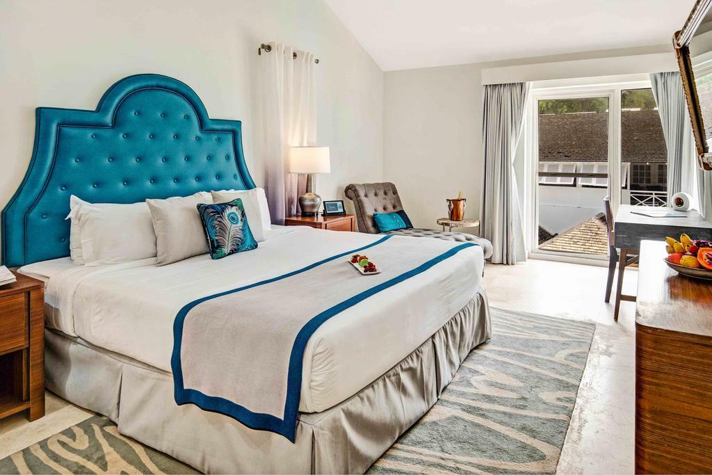 Treasure Beach Art Hotel, An Autograph Collection All-Inclusive Resort (Adults Only) Saint James Exterior photo